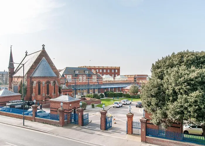 Queen Palm Apartment - Margate - 3 Mins Walk To Beach
